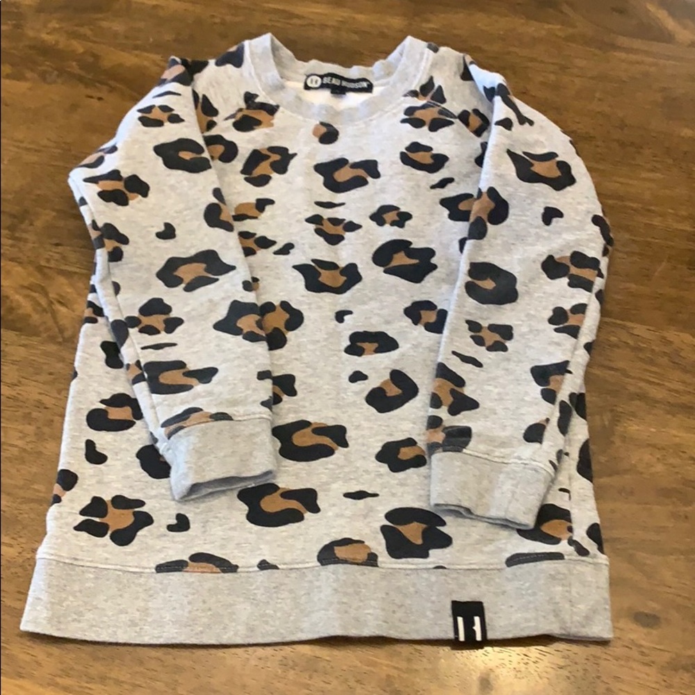 Beau Hudson leopard sweatshirt size 5